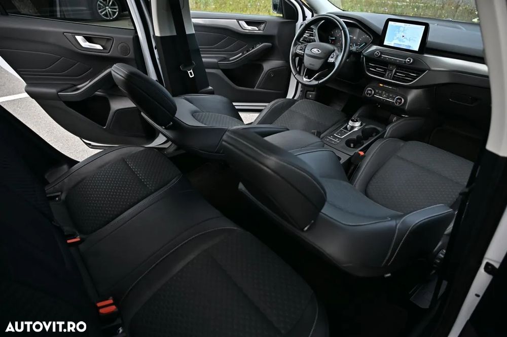 Ford Focus 1.5 EcoBlue Titanium Business - 12