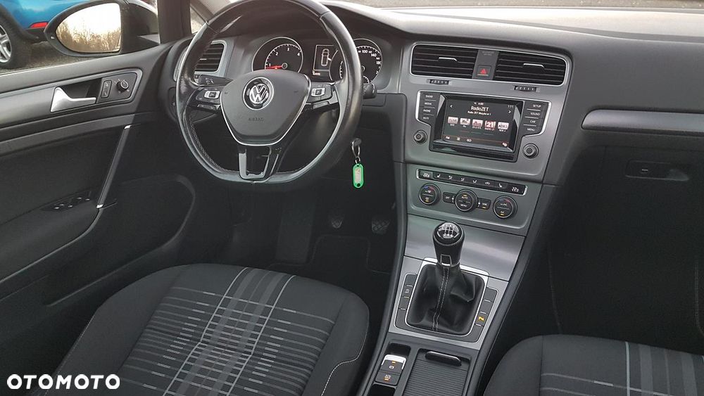 Volkswagen Golf Variant 2.0 TDI BlueMotion Technology Lounge - 17