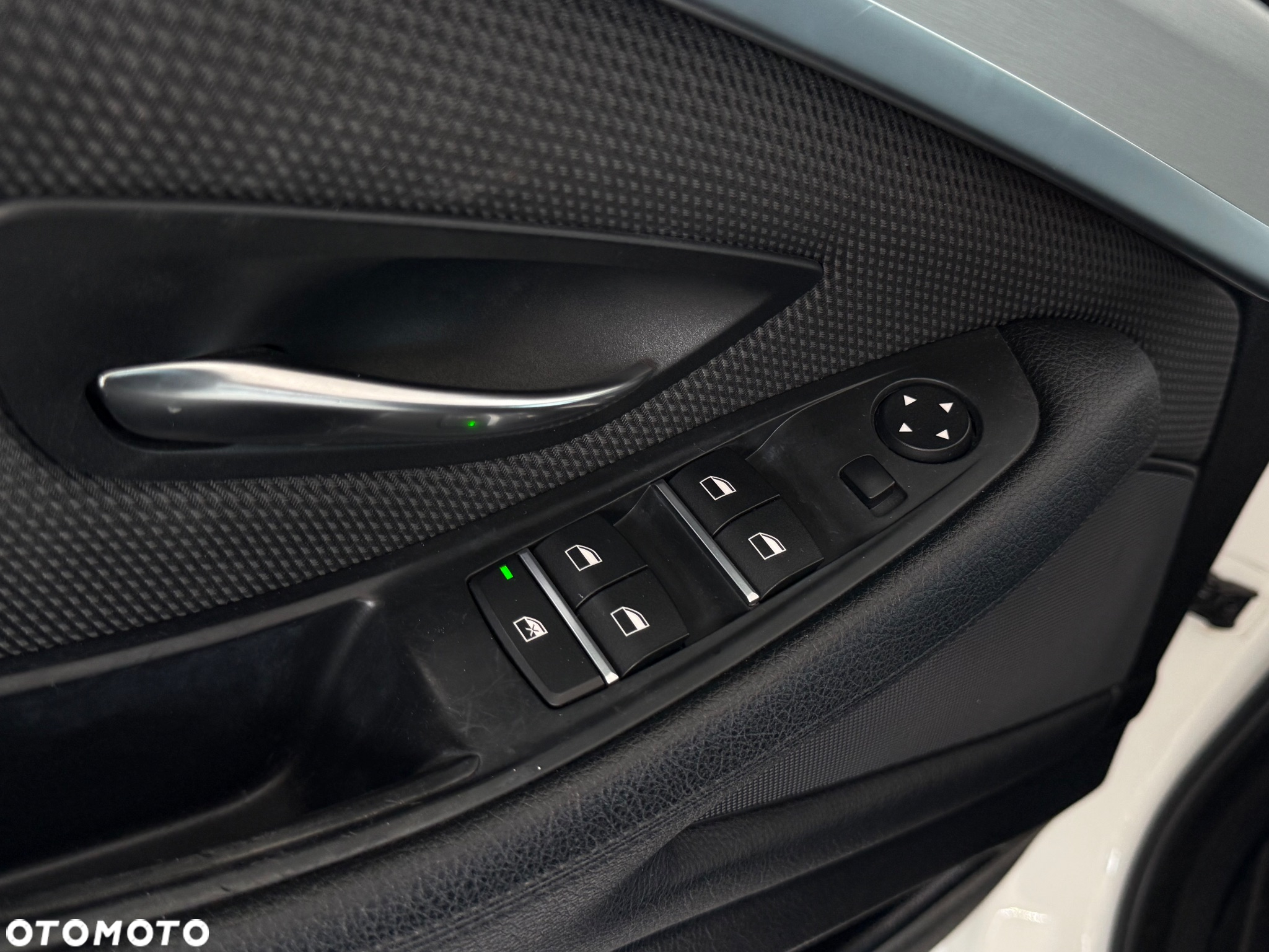 BMW Seria 5 520d - 22