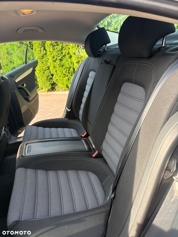 Volkswagen Passat CC - 15