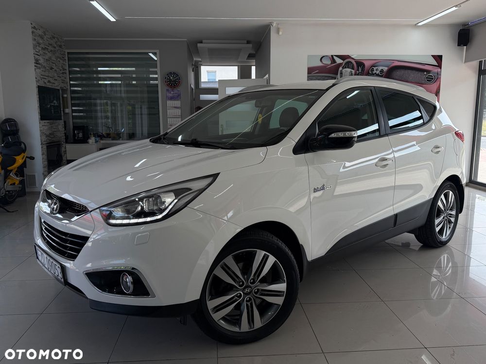 Hyundai ix35 1.7 CRDi 2WD blue Finale Gold - 38