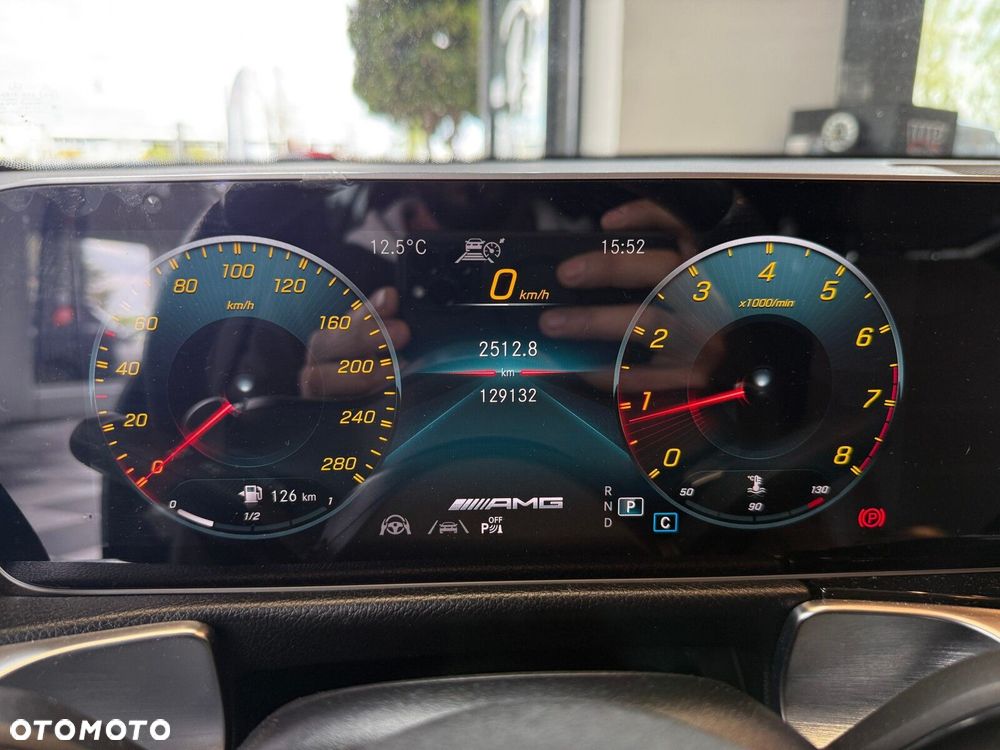Mercedes-Benz GLB - 40