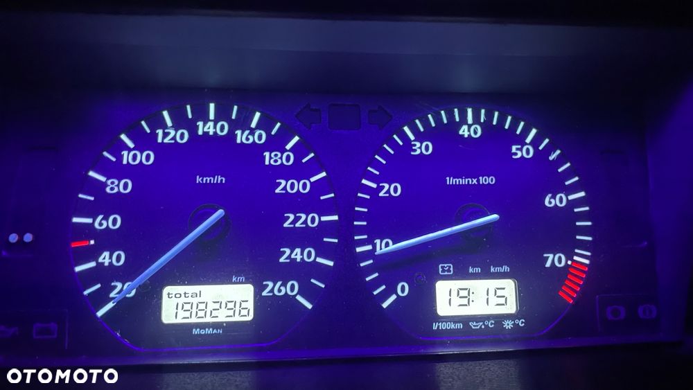 Volkswagen Golf - 18