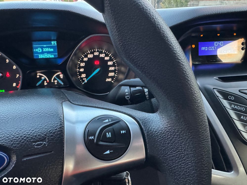 Ford Focus 1.6 FF Ambiente - 29