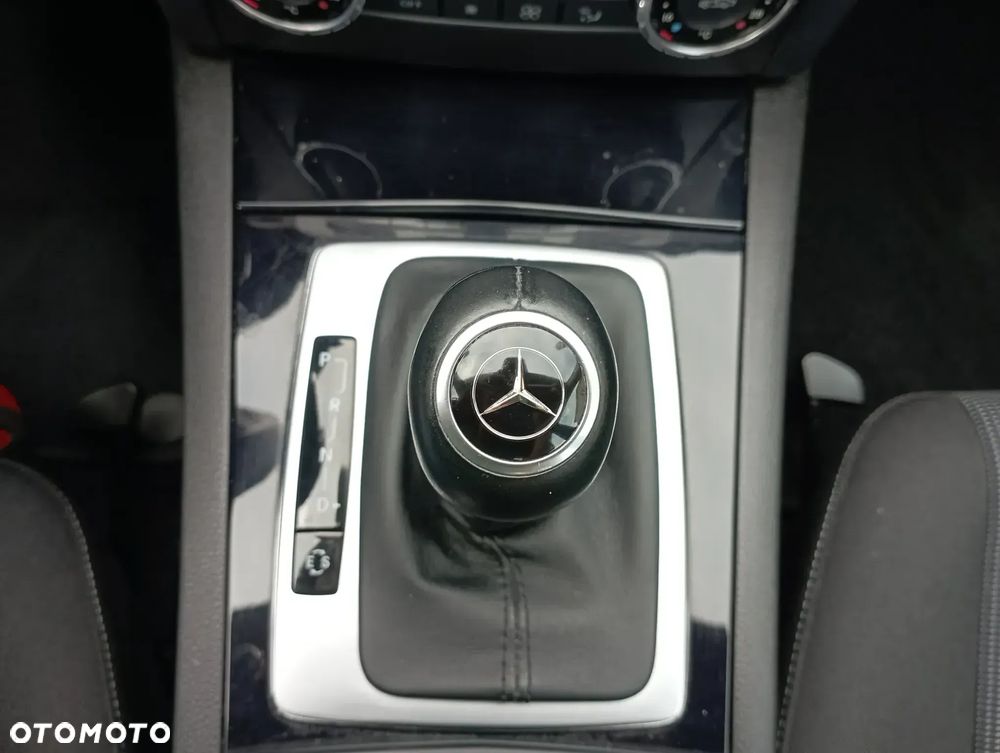 Mercedes-Benz Klasa C - 16