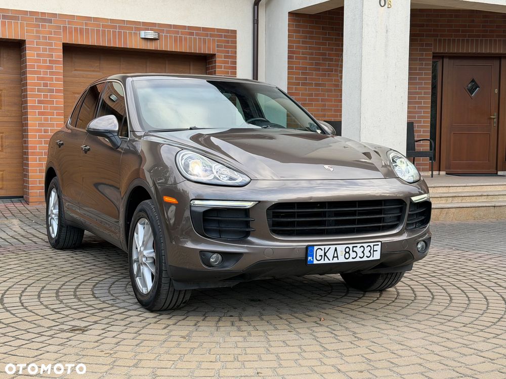 Porsche Cayenne - 2