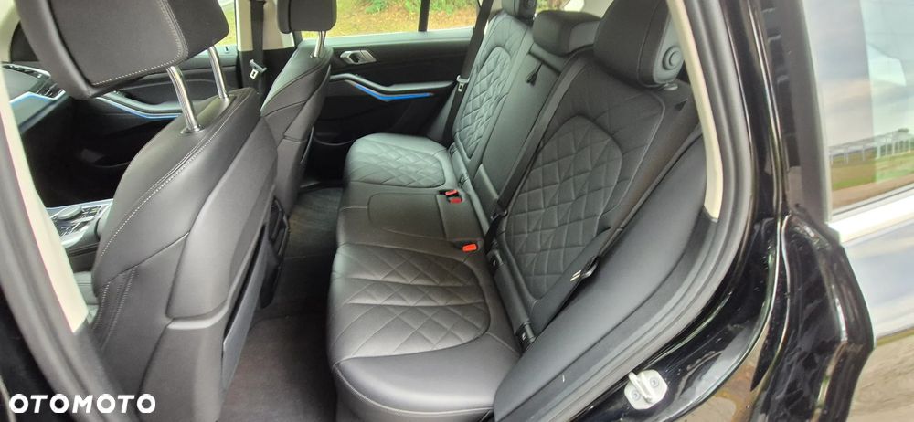 BMW X5 xDrive50e PHEV Individual Edition sport - 23