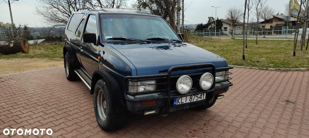 Nissan Terrano 2.4 - 2