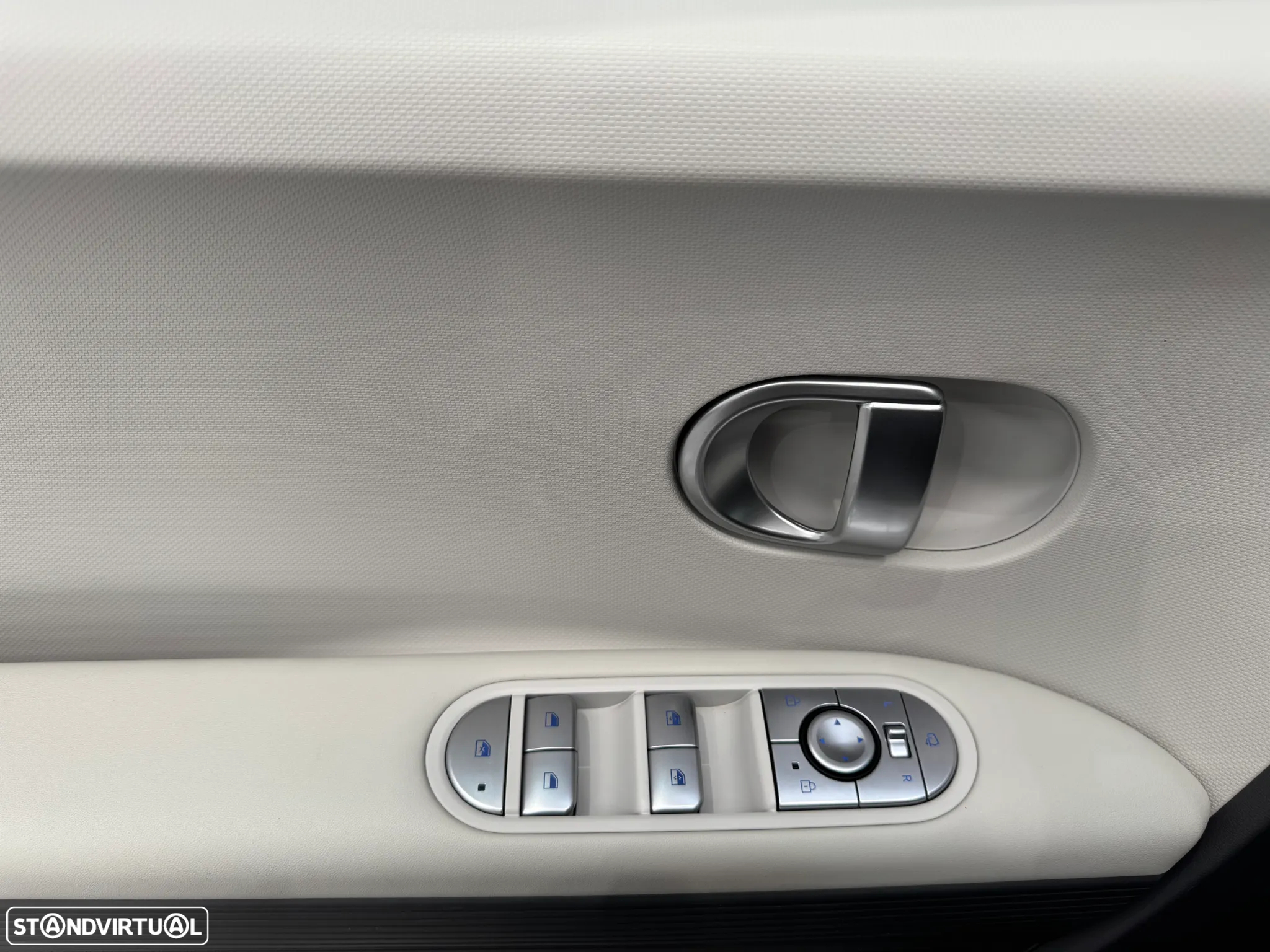 Hyundai Ioniq 5 73kWh Vanguard - 11