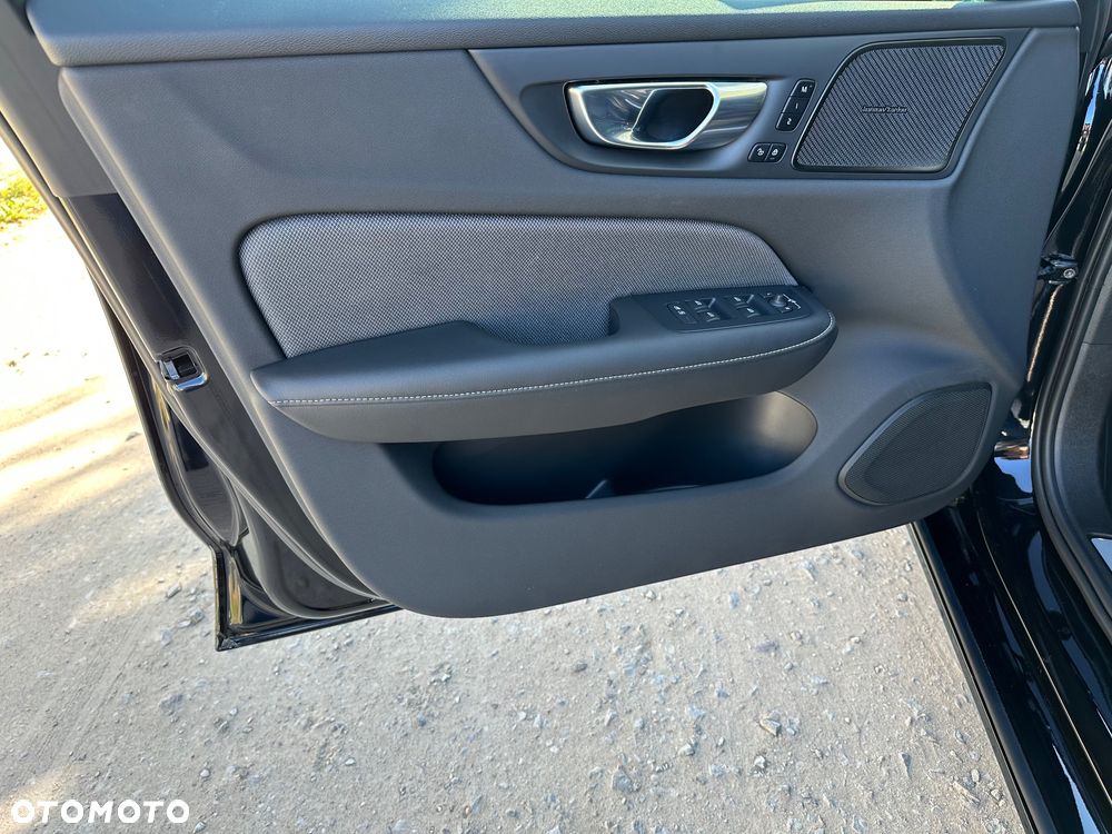 Volvo S60 T8 Recharge AWD Geartronic RDesign - 18