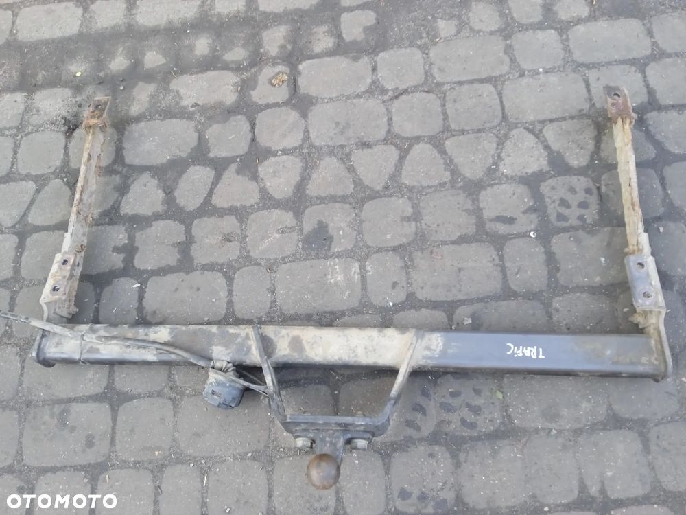 HAK HOLOWNICZY RENAULT TRAFIC 01-14 - 1