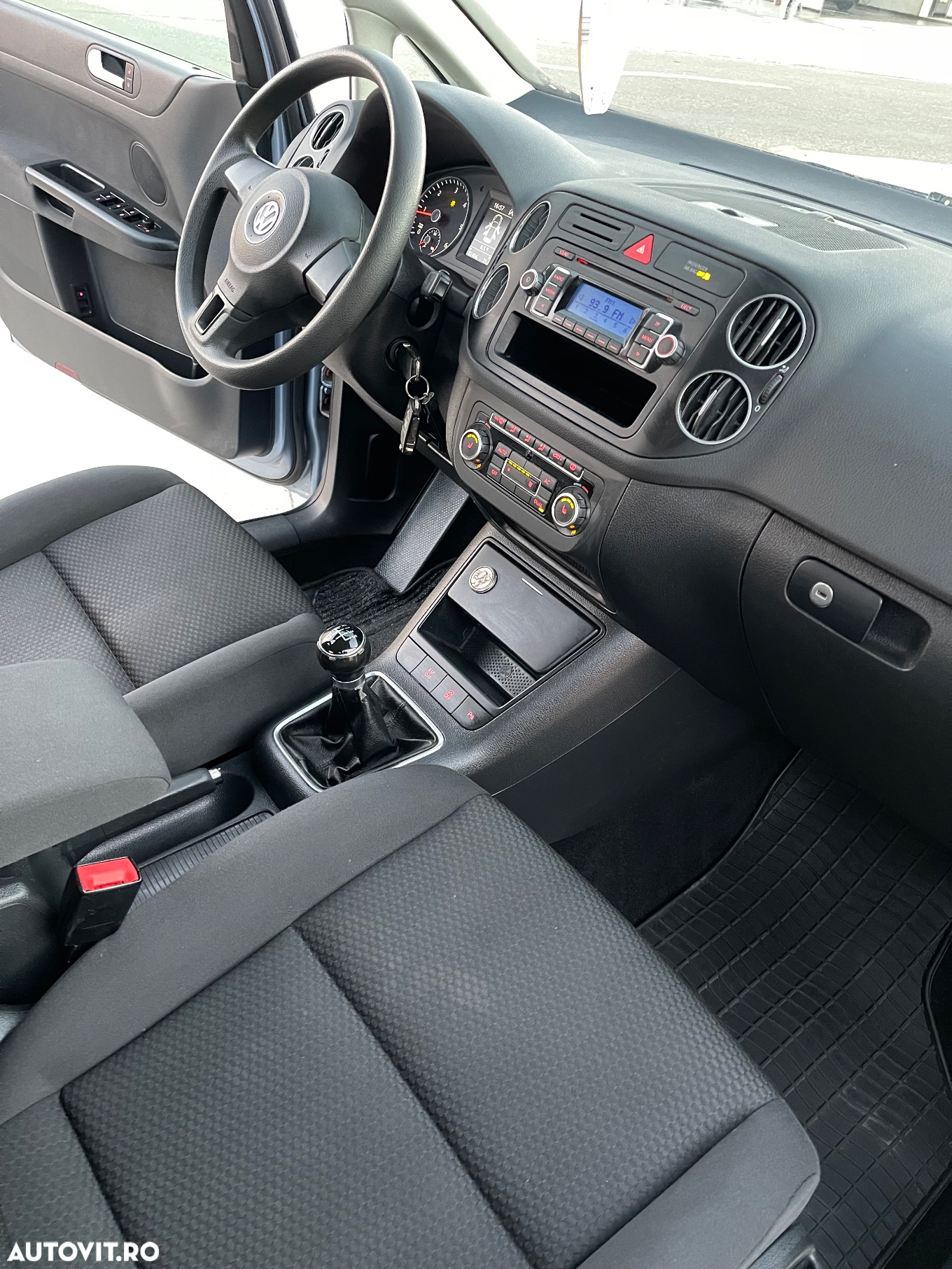 Volkswagen Golf Plus 1.6 TDI DPF BMT Trendline - 19