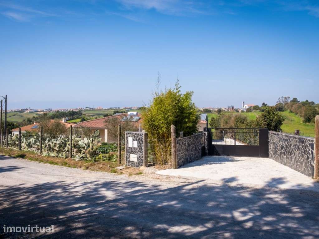 Moradia T3 + Moradia T1 + Armazém em Santa Bárbara, Lourinhã - Grande imagem: 3/60