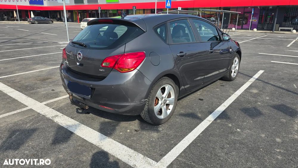 Opel Astra 1.7 CDTI - 10