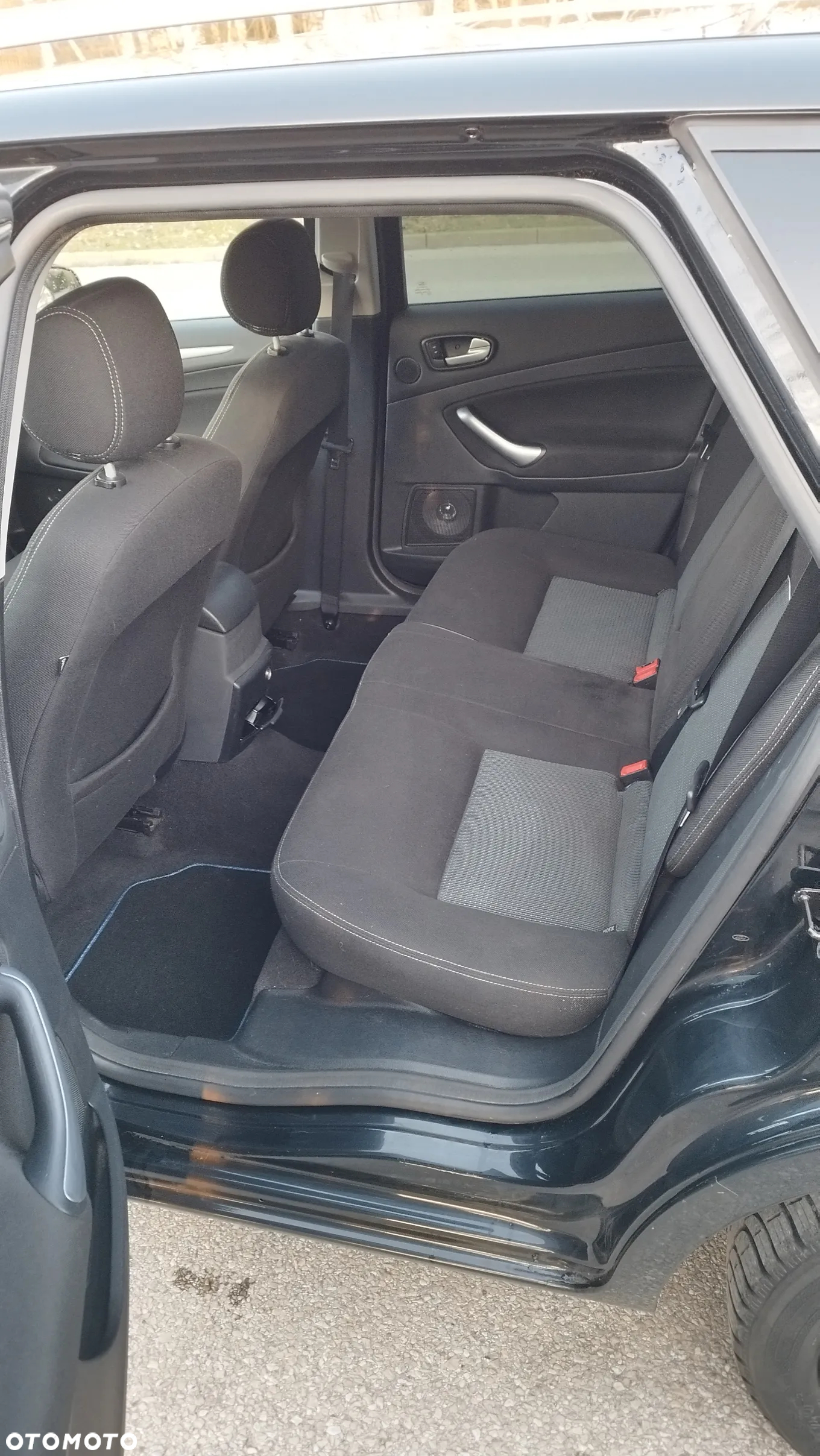 Ford Mondeo 1.6 Ambiente - 10