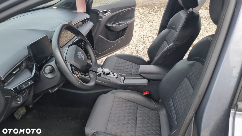 MG MG3 3 Hybrid+ Luxury - 26