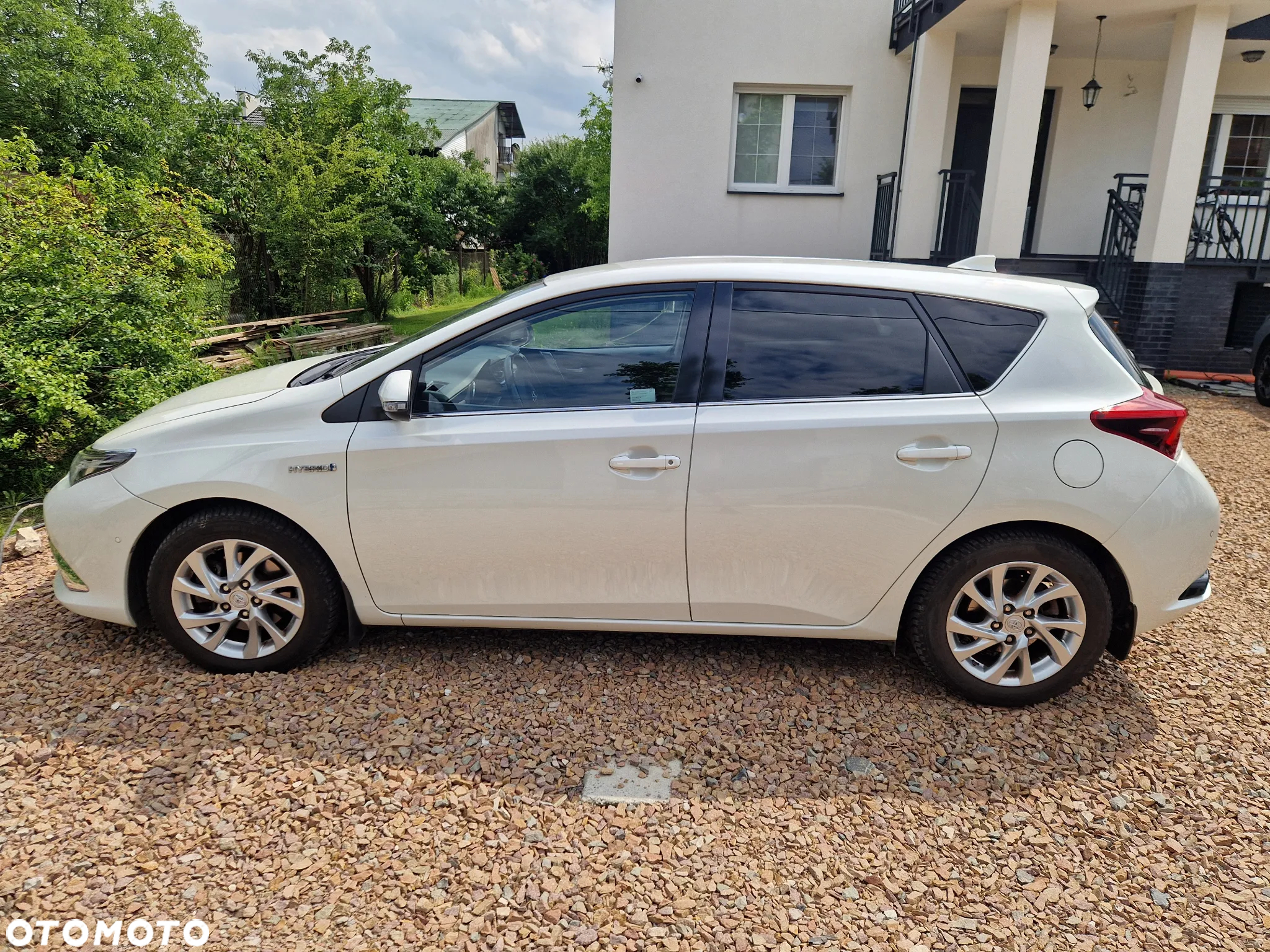 Toyota Auris Hybrid 135 Prestige - 6