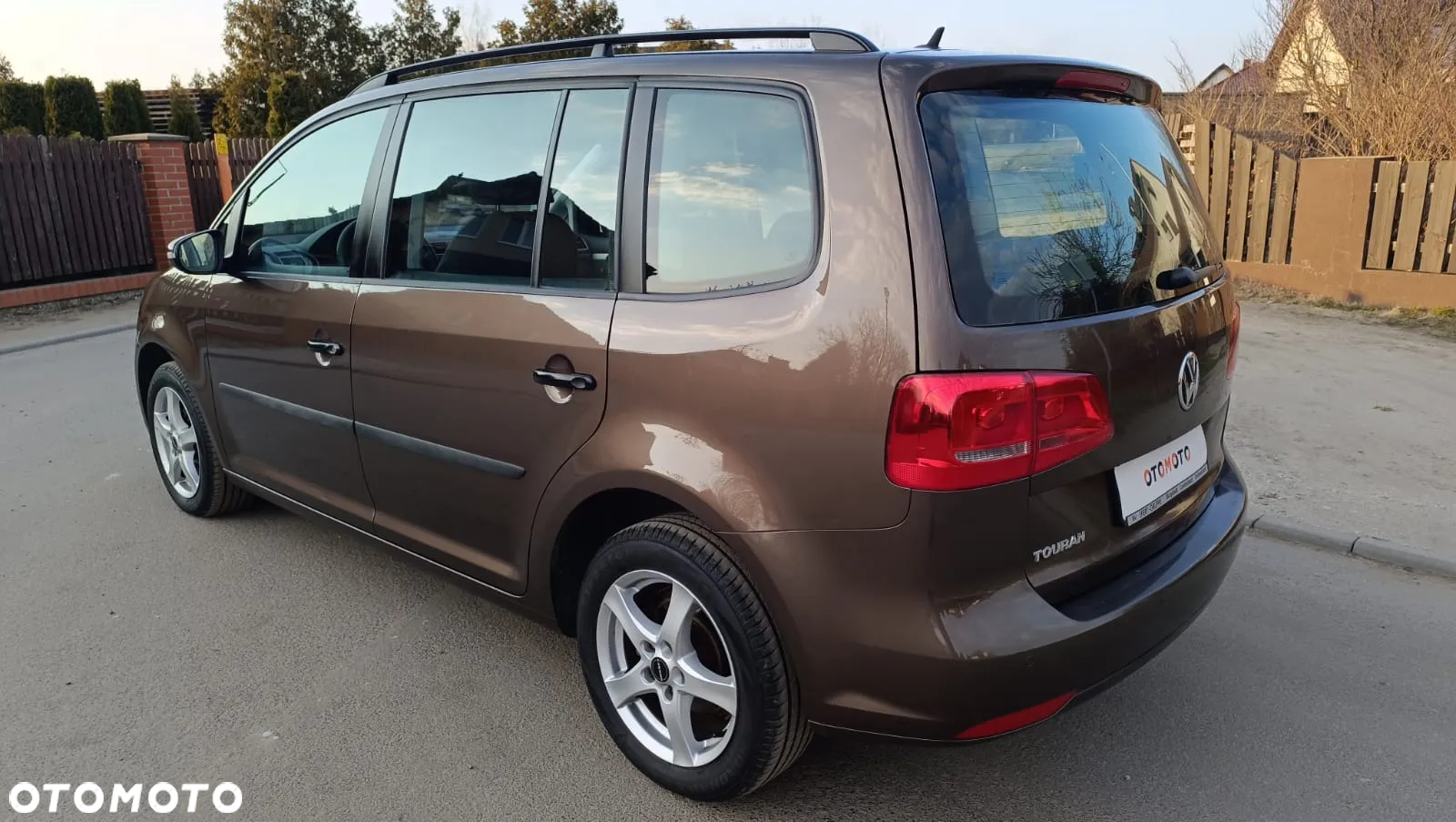 Volkswagen Touran 1.6 TDI DPF Trendline - 2