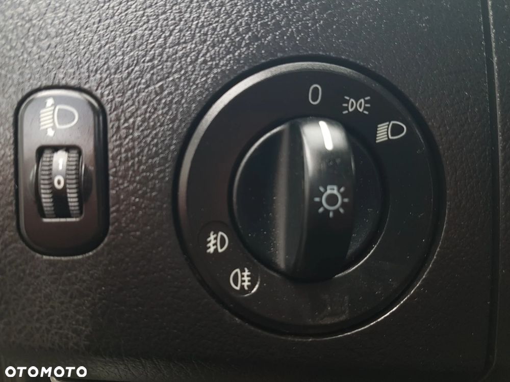 Mercedes-Benz SPRINTER WYWROTKA 3-STRONNA BLIŹNIAKI 4,19x2,04 KIPER KLIMA 516CDI - 36