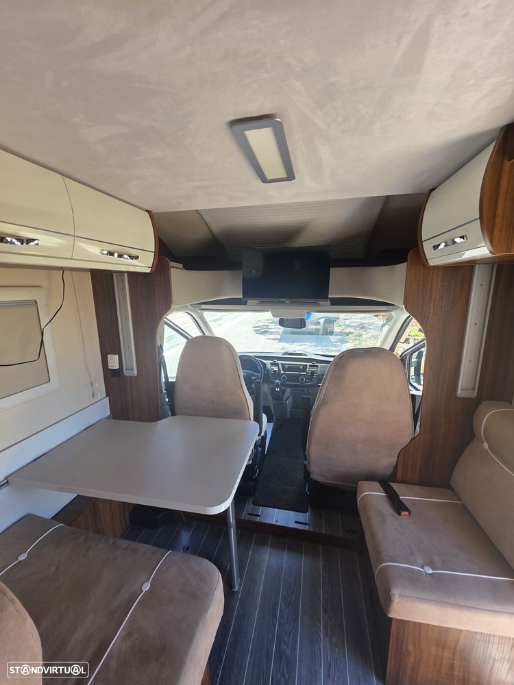 Ford Transit - 11