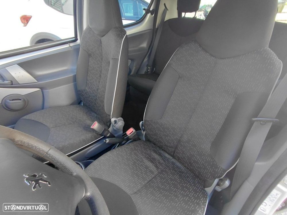 Peugeot 107 1.0 Black&Silver - 37