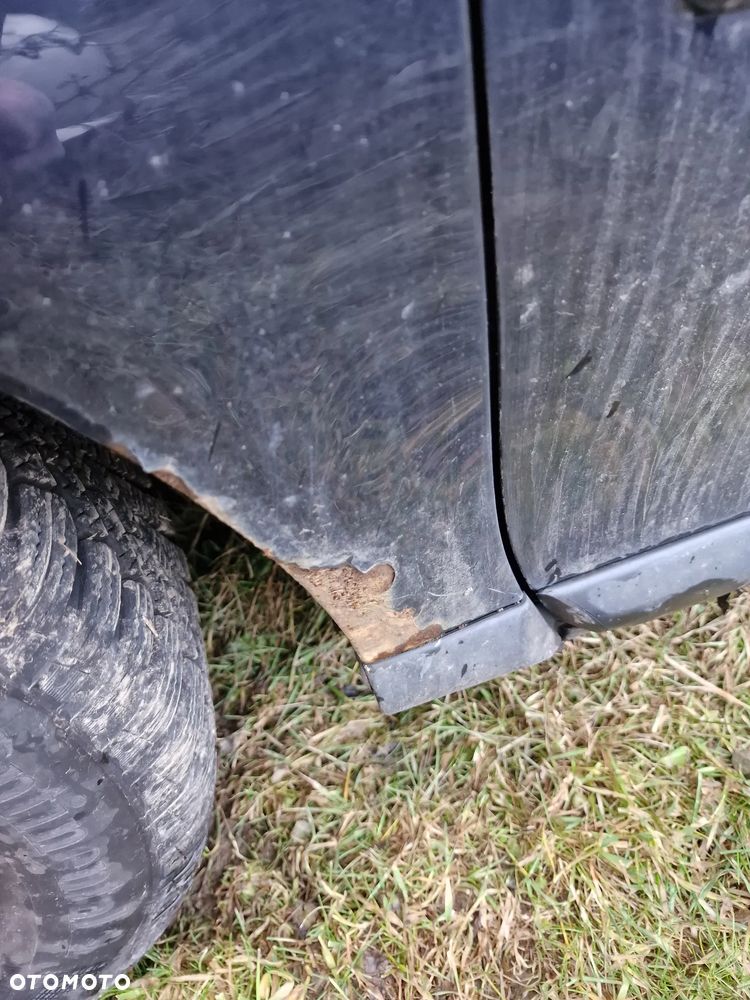 Audi A3 3-drzwiowe 1.9 TDI Attraction - 8