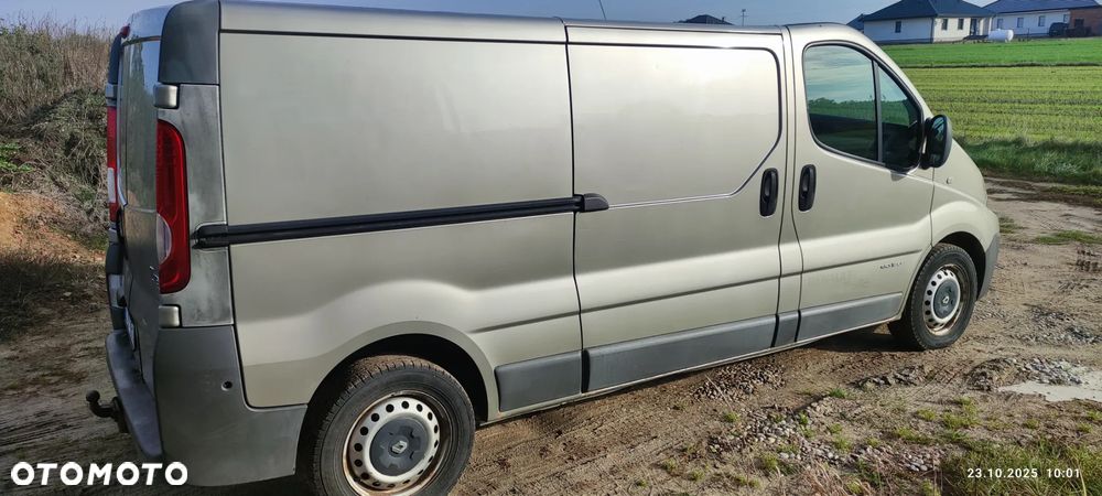 Renault Trafic - 32