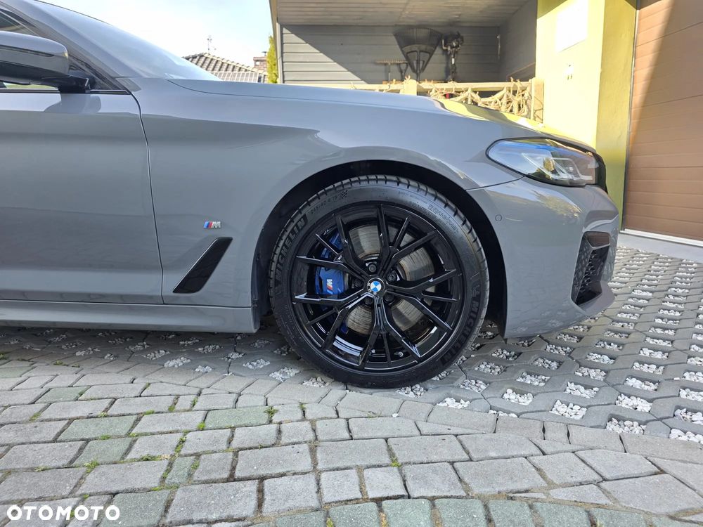BMW Seria 5 540i xDrive mHEV M Sport sport - 8