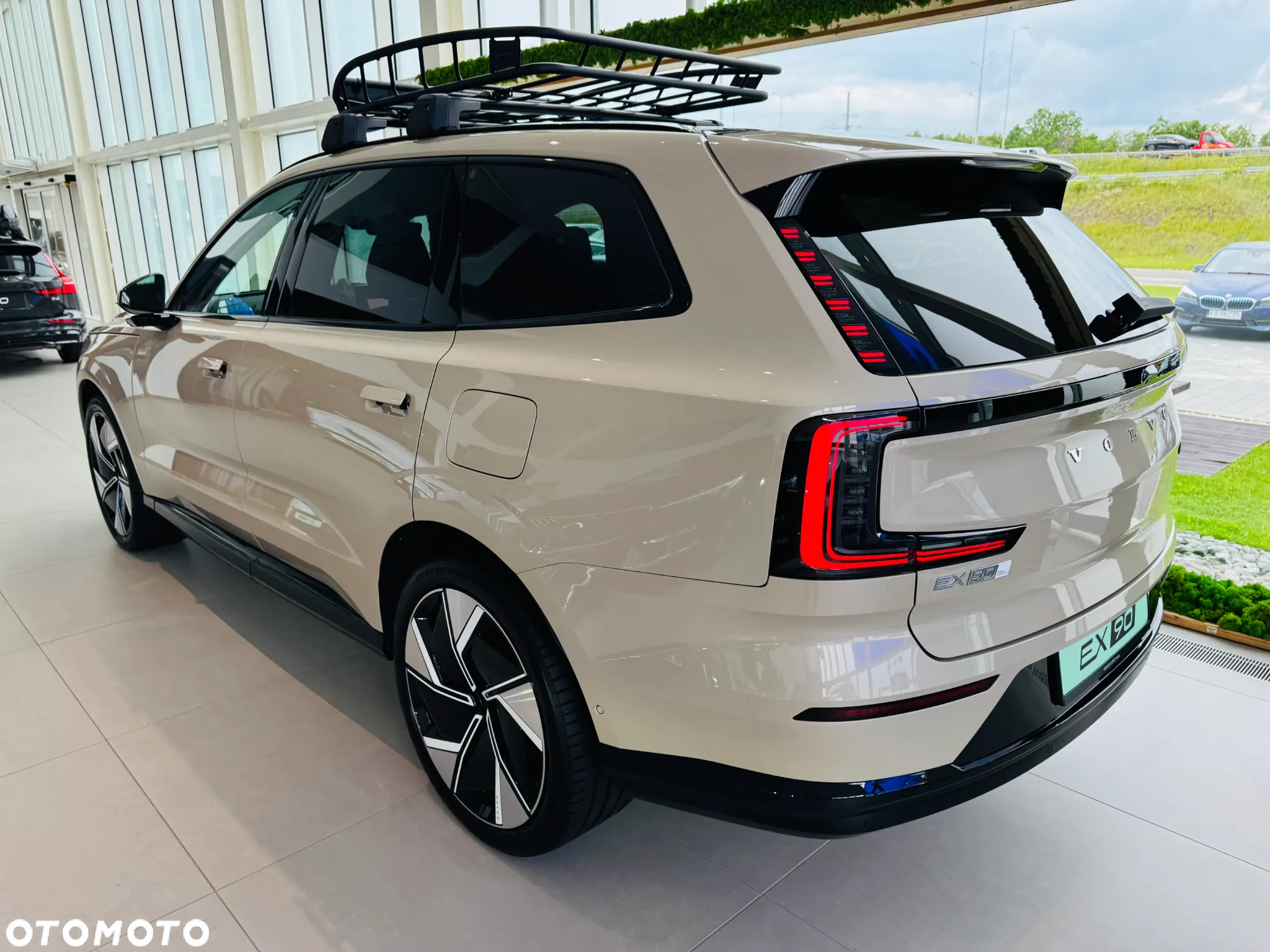 Volvo EX90 111kWh Twin Performance AWD Plus 7 os - 3
