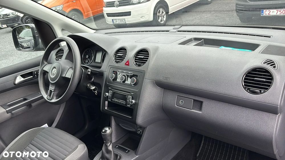 Volkswagen Caddy - 21
