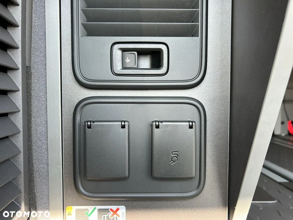 Volkswagen California - 39