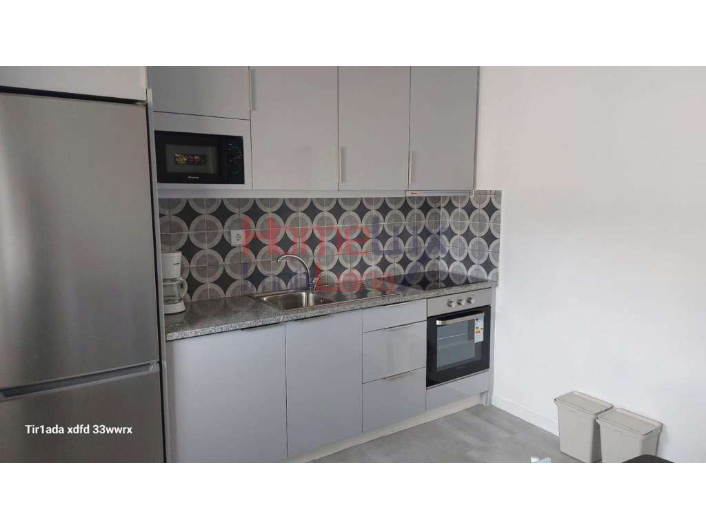 Apartamento T1 em São Pedro da Cova - Grande imagem: 2/8
