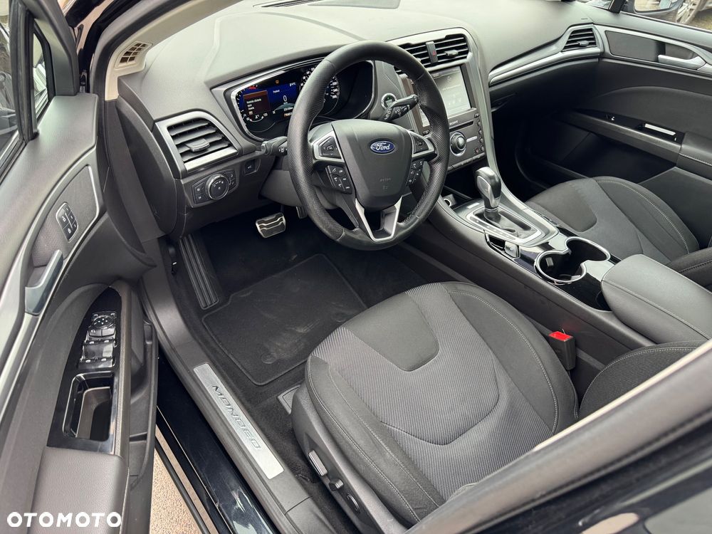 Ford Mondeo 2.0 TDCi Titanium PowerShift - 19