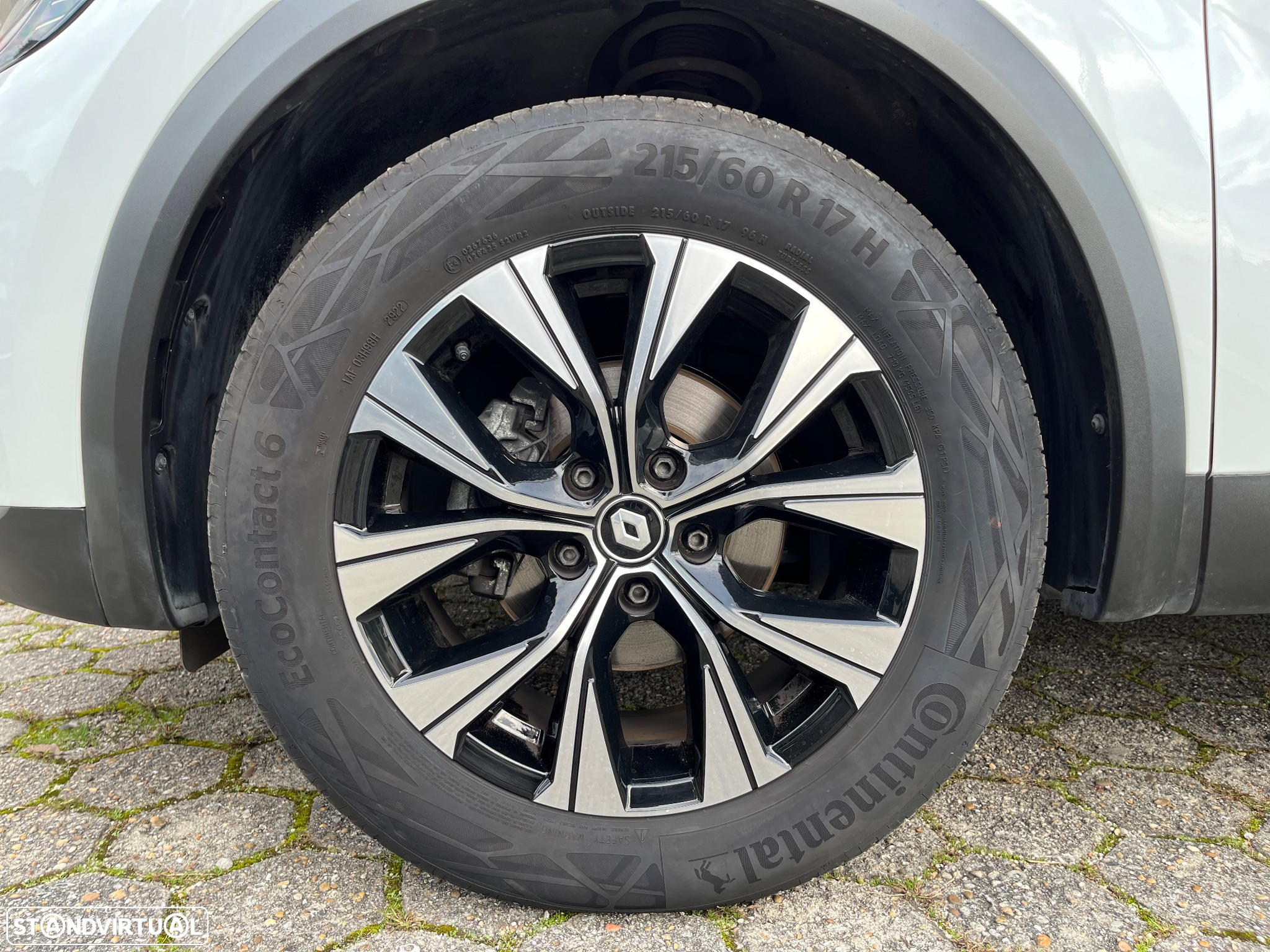 Renault Captur 1.0 TCe Techno Bi-Fuel - 3
