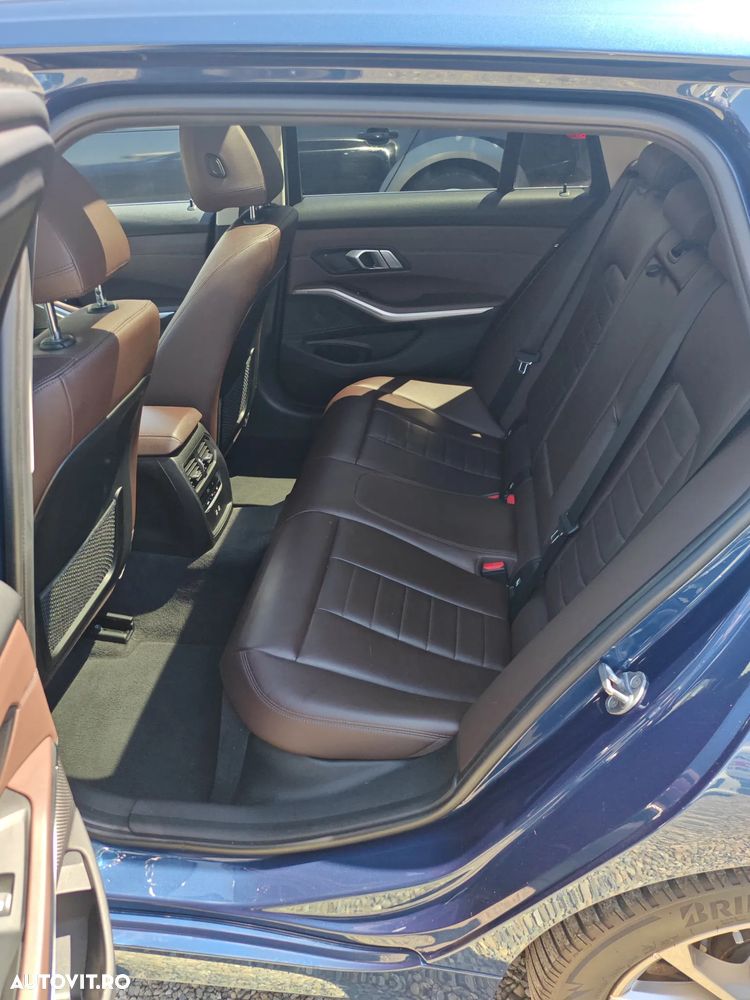 BMW Seria 3 320d xDrive AT - 40