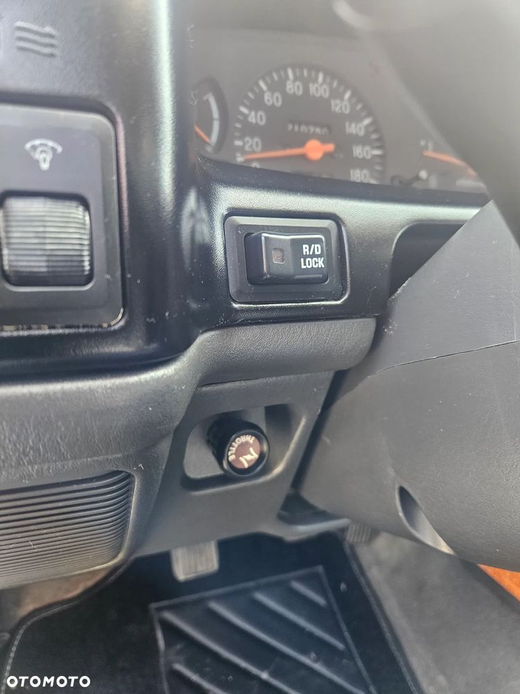 Mitsubishi L200 2.5 TDI GLS 4WD DoubleCab - 12