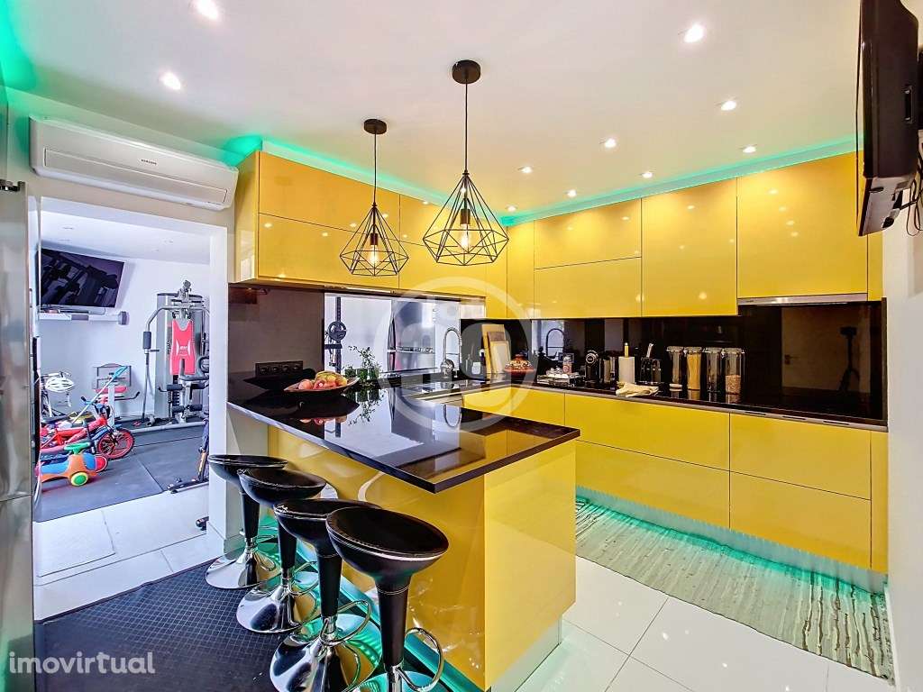 Moradia com 3 quartos totalmente renovada com acabamentos e equipam... - Grande imagem: 2/36