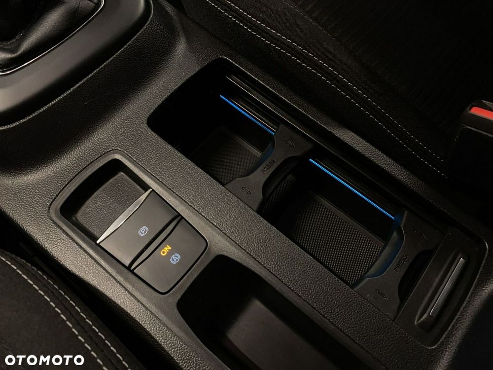 Ford Focus - 34
