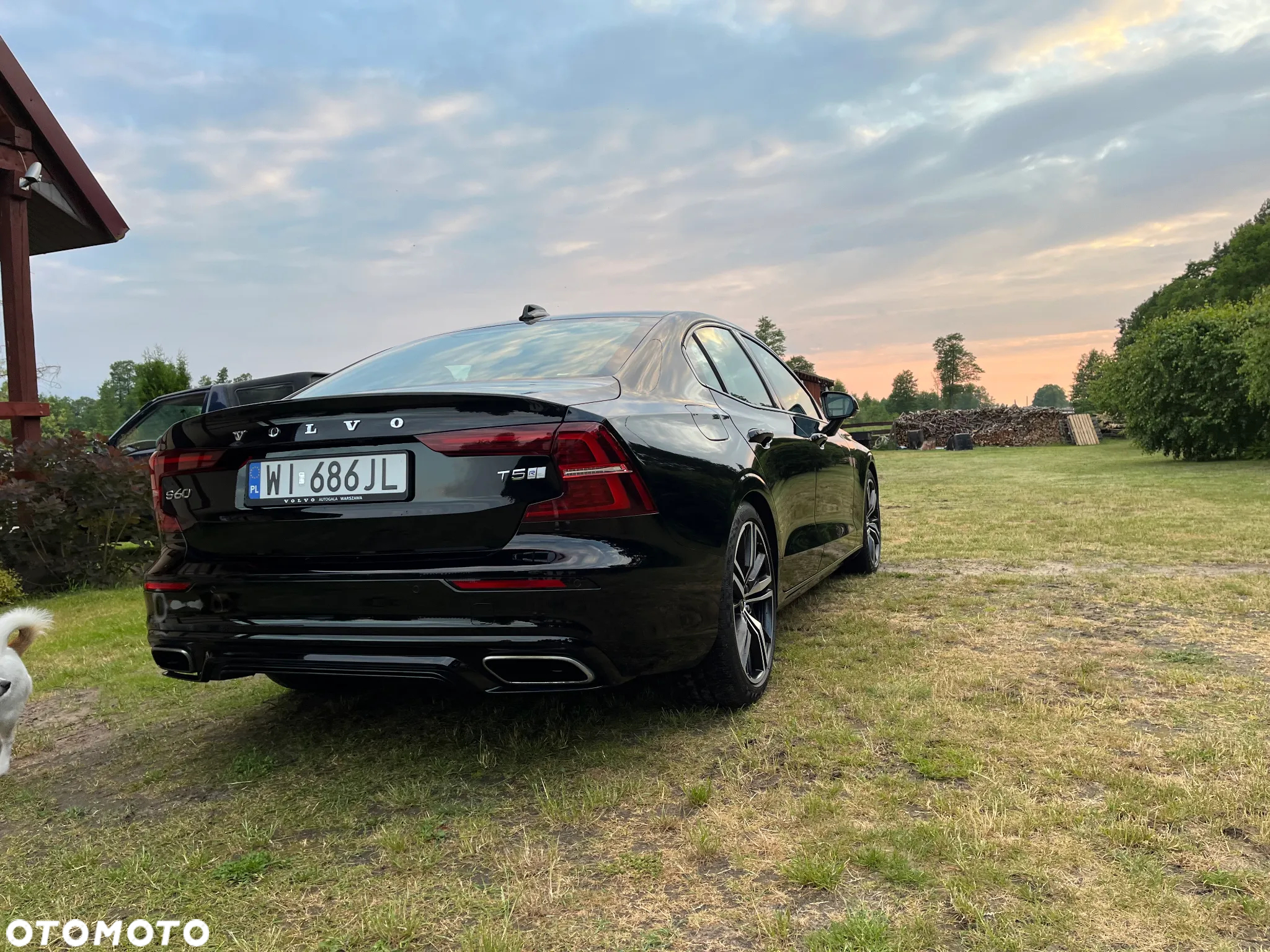 Volvo S60 T5 R-Design - 5
