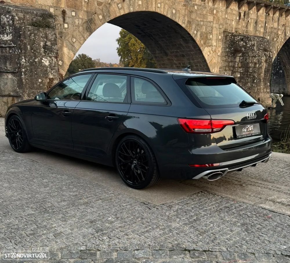 Audi A4 2.0 TDI S tronic sport - 2