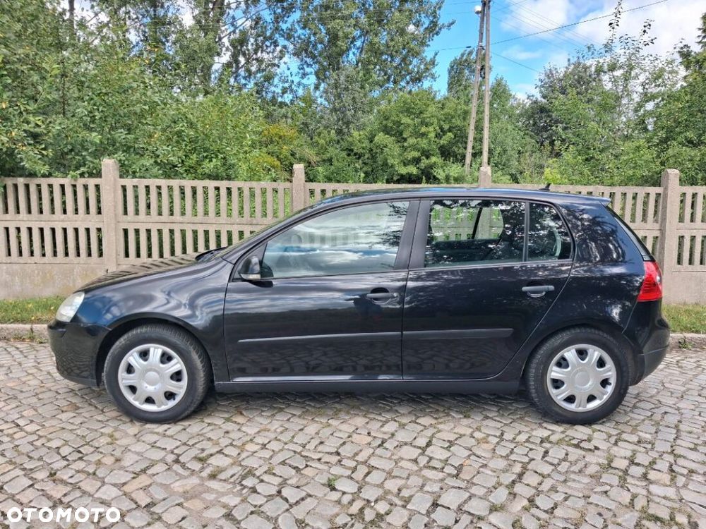 Volkswagen Golf - 6