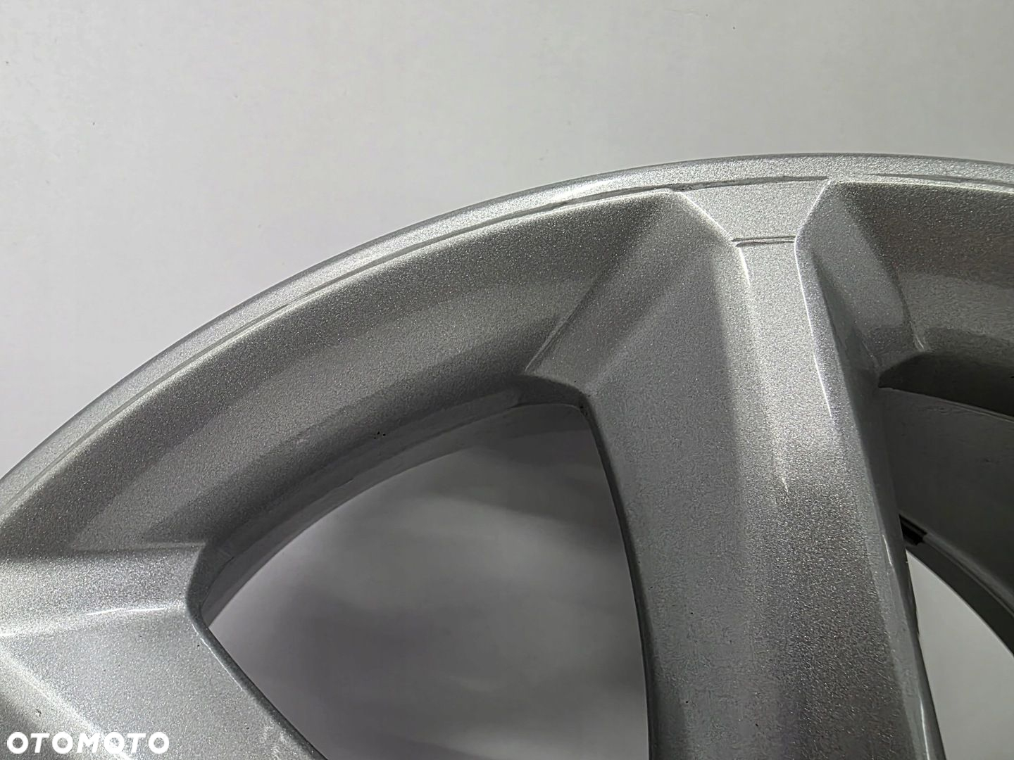 FELGI FORD FOCUS CMAX MONDEO S-MAX 8x18 ET55 AM5J-1007-BB - 3