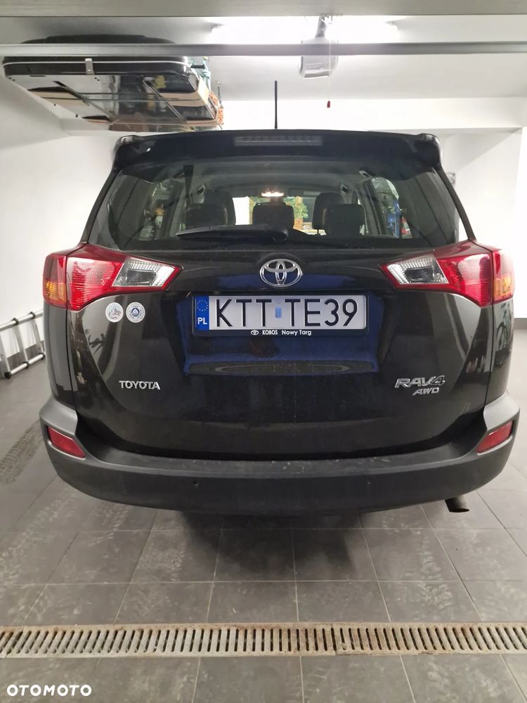 Toyota RAV4 2.0 D-4D Premium - 9
