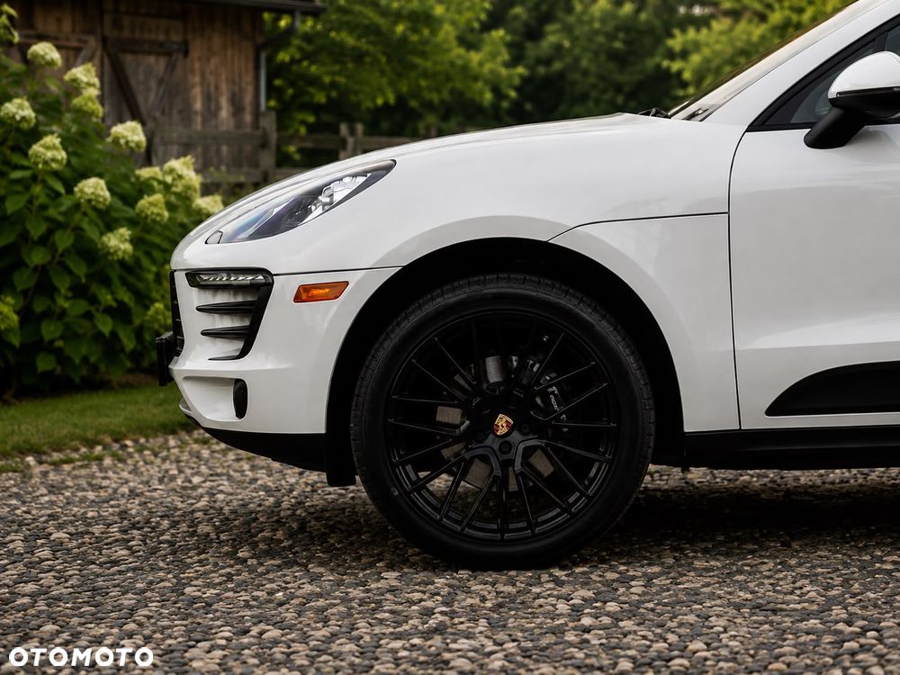 Porsche Macan Standard - 30