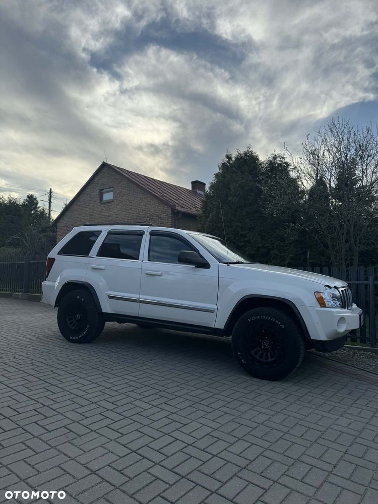 Jeep Grand Cherokee - 4