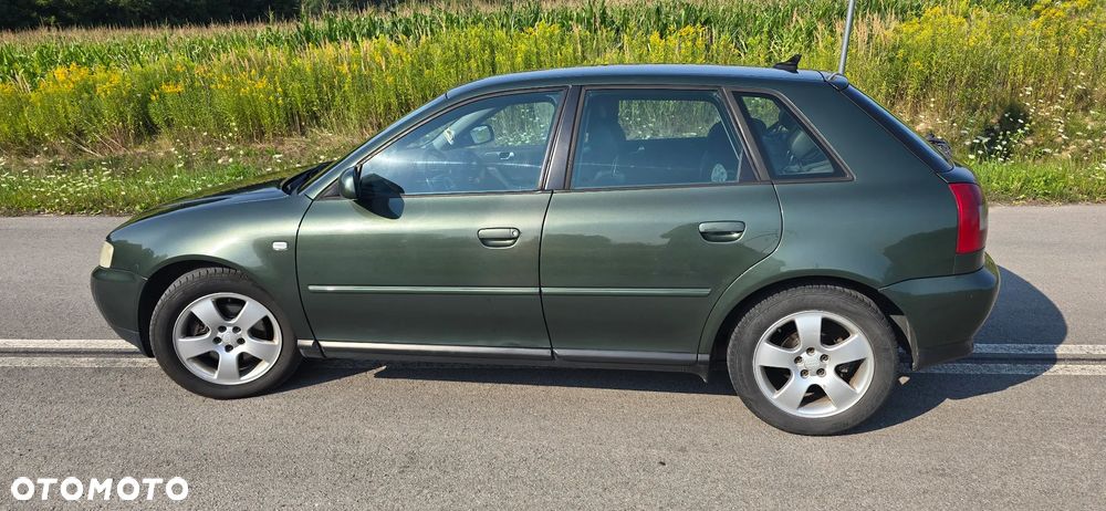 Audi A3 Sportback - 2