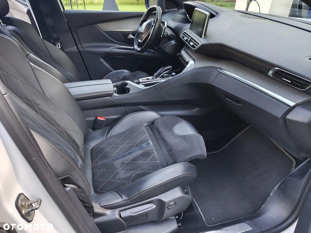 Peugeot 5008 - 17