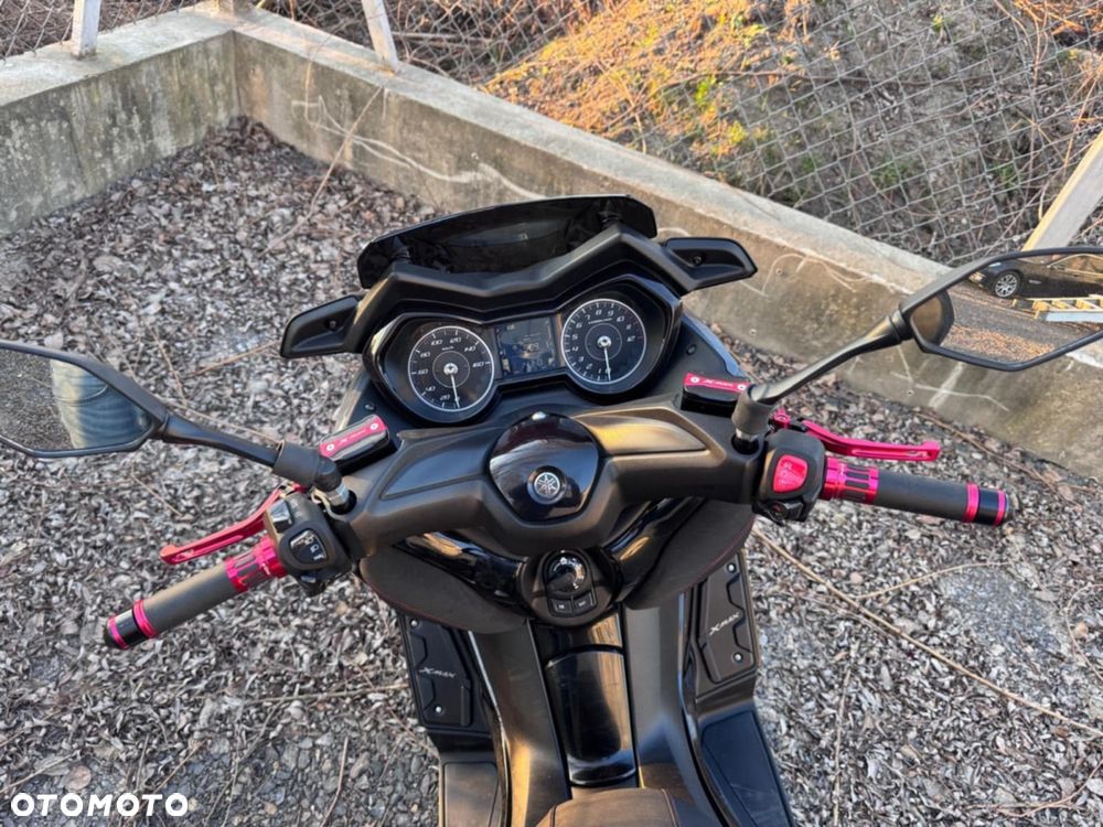 Yamaha X-max - 3