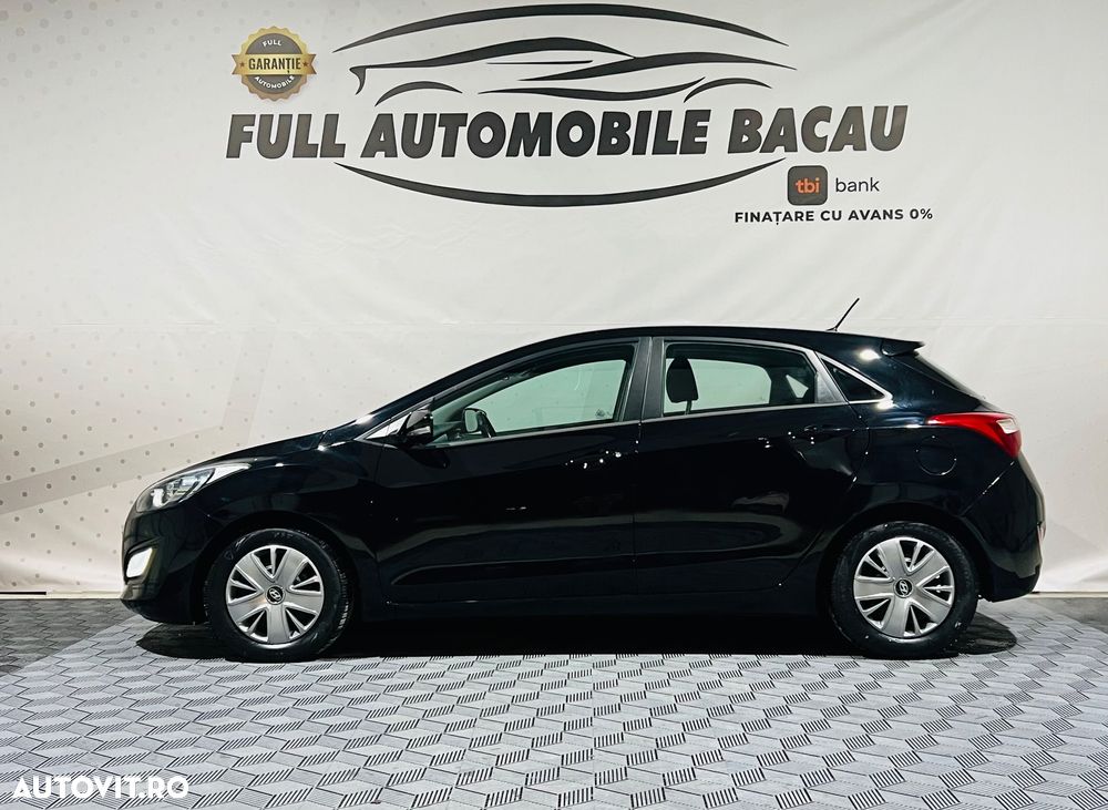 Hyundai i30 1.6 CRDI Automatik Trend - 3