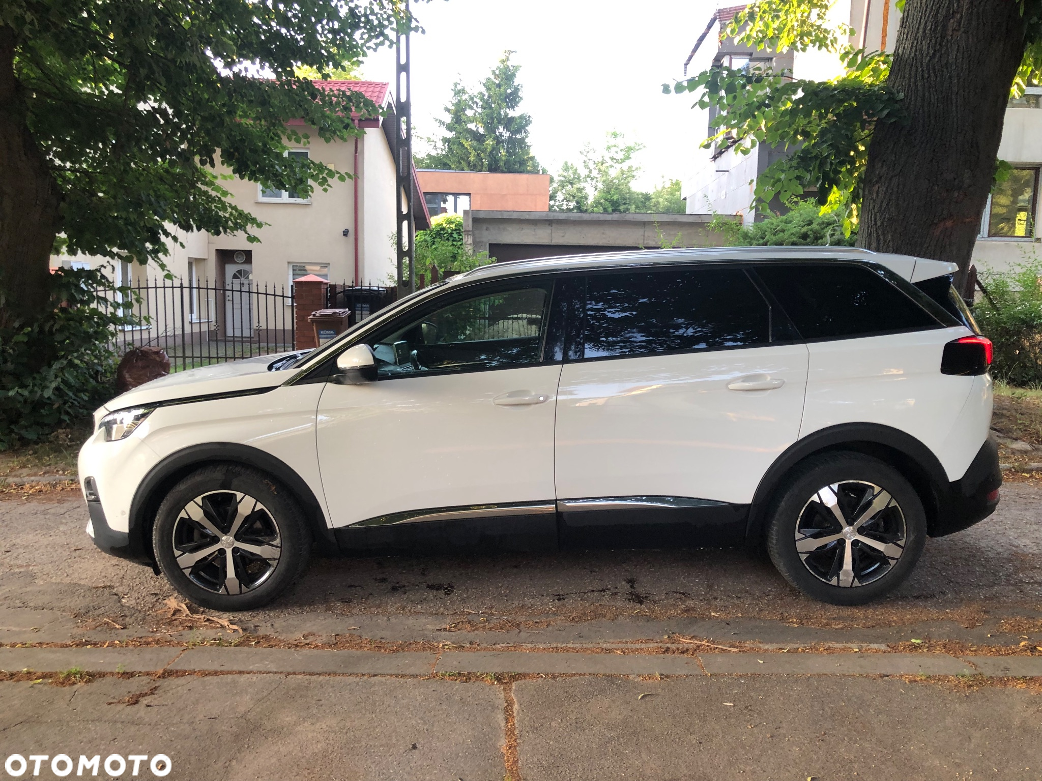 Peugeot 5008 - 4